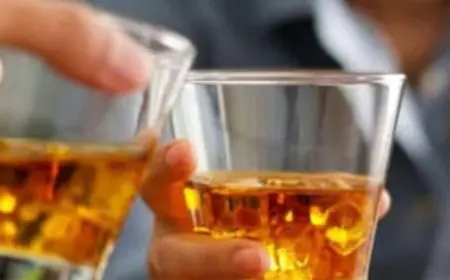 Drink Smart This Holiday Season: Expert Tips To Avoid Overindulging In Alcohol 