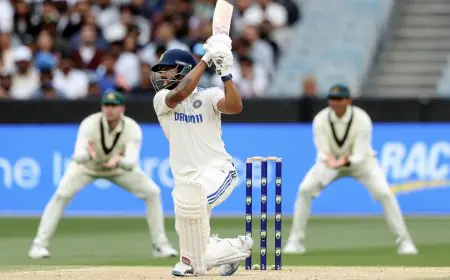 4th Test Live: Nitish Reddy Eyes Maiden Ton But Play Gets Halted Due To...