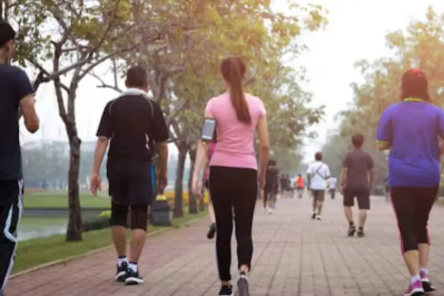 Morning Or Evening Walk: Which One Is Better For Health?