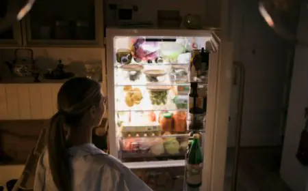 Say Goodbye To Guilty Midnight Snacks, Add These Nutritious Alternatives Instead