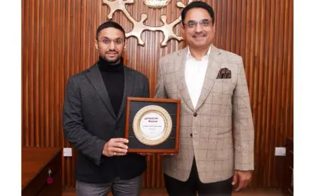 CGC Jhanjeri, Mohali’s Management Honored with Quality Education Award by Punjab’s Education Minister