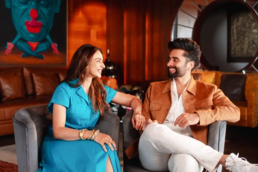 Inside Rakul Preet Singh And Jackky Bhagnani's House: Wooden Accents, Vibrancy, And Warmth | Exclusive