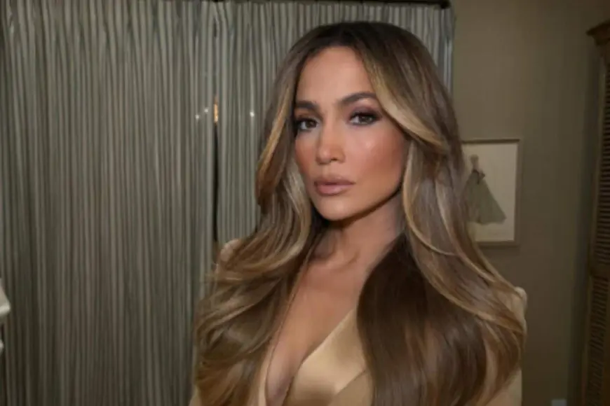 Fitness Influencer Reveals How Resistance Training Like Jennifer Lopez Can Help Maintain A Toned Body In 50s