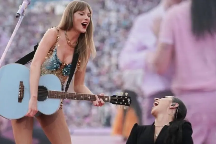 Taylor Swift Is Our Favourite Chanel Girl As She Cheers For Beau Travis Kelce