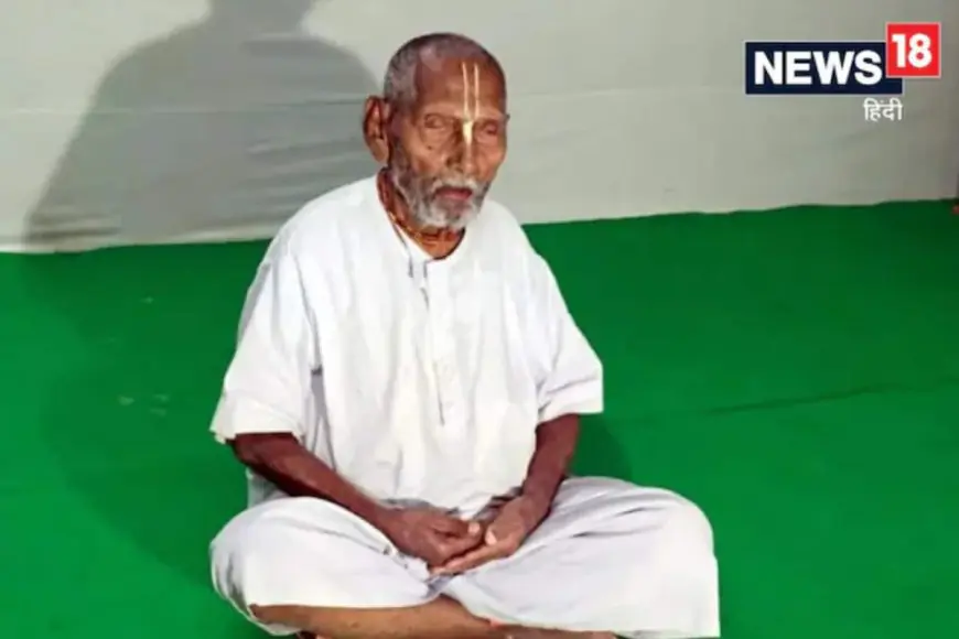 This 129-Year-Old Sadhu, Who Has Attended Kumbh For 100 Years, Has Cracked The Code For A Long Life