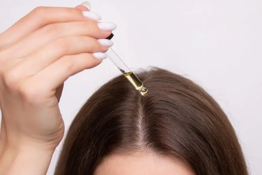 Can Castor Oil Help Prevent Hair Thinning? Know Here