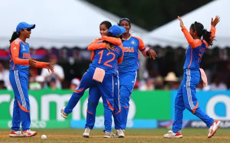 Women's U19 WC Live: Parunika Strikes As India Get Early Wicket, SA 1 Down