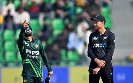 PAK vs NZ Live: Ahmed Strikes,  Mitchell Joins Williamson For 2-Down NZ