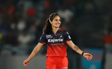 WPL 2025 Live: Mandhana's Massive Blunder Denies Renuka 2nd Wicket vs GG