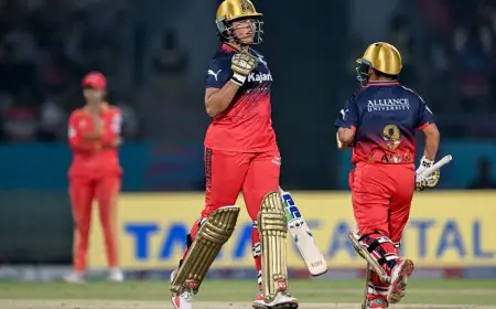 "Pretty Awesome To Watch Her Bat": RCB Star Perry All-Praise For Richa
