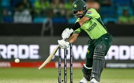 Champions Trophy Live: Babar Nears Fifty But Asking Rate Goes Over 9 For Pak