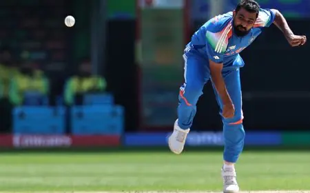 Shami Achieves Big Unwanted Record vs Pakistan, Surpasses Bumrah