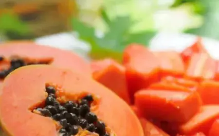 5 Fruits Women Over 25 Should Eat For Better Health