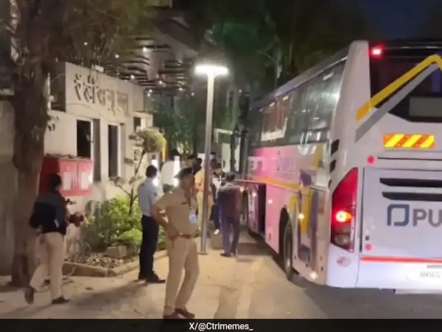 Viral Video: Team India Member Mistaken As Fan By Police, Denied Entry