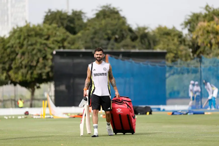 Wave from King Kohli: Awed Fans Connect With Indian Cricketers In Dubai