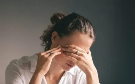 Dealing With Depression? Study States Erratic Lifestyle Can Be A Cause