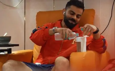 'Footwork Was Good Because Of Dance With SRK': Kohli Teased By RCB Coach