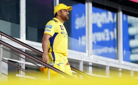 CSK Coach Hits Bullseye As He Explains Reason Behind Dhoni's Batting Spot