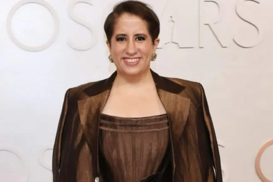 Oscars 2025: Guneet Monga Celebrates The Sari On The Red Carpet