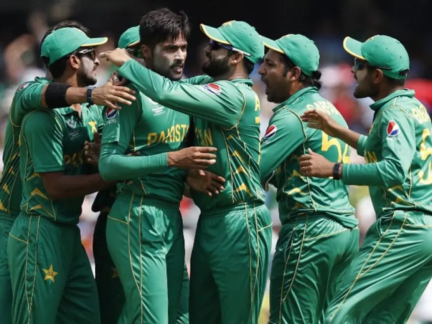 Pak Star Says He's 'Eligible' To Play IPL. Ex-Teammate: "RCB Needs Him"