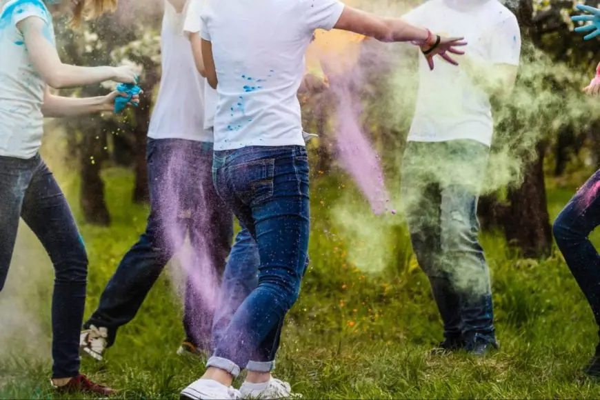 Holi 2025: Why Do People Wear White? Here’s The Religious Belief Behind This