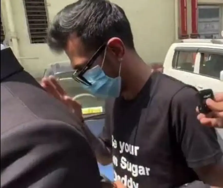 Writing On Chahal's T-Shirt During Divorce Hearing Sets Internet Ablaze