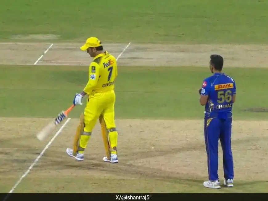 Watch: Deepak Chahar's Hilarious Attempt To Sledge Dhoni, Then Comes Reply