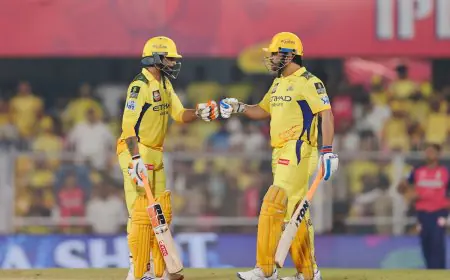 Ravindra Jadeja's 3-Word Post On Photo With MS Dhoni Breaks The Internet