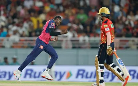 IPL LIVE: Preity Zinta Dejected As 4-Down PBKS Struggle In Chase Of 206