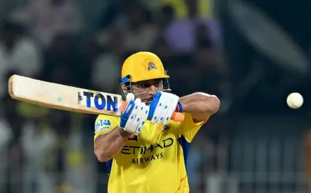 "Phush Patakha": MS Dhoni's Failure On Free-Hit Roasted By Navjot Sidhu