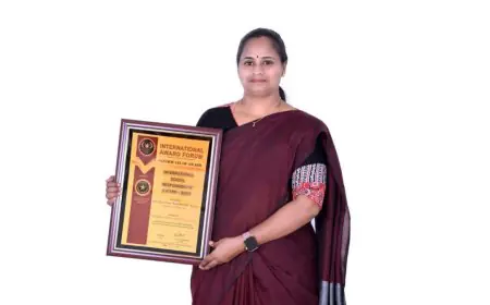 Breaking Barriers Mrs Bhuvaneshwari Ramesh Kumaar Wins International Social Responsibility Award 2025