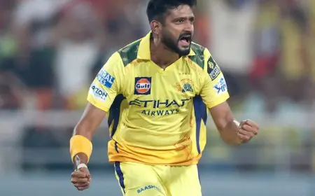 Khaleel Ahmed Strikes In First Over, Achieves Mega High In IPL 2025