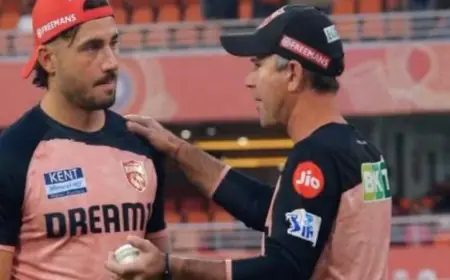 Ricky Ponting Delivers 'Horrible News' To PBKS Star Right Before KKR Match. Player Looks Shattered