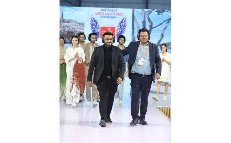 India’s First Bluetooth Silent Fashion Show by Manidhari Silk Mills, Designed by IDT, Debuts at CMAI FAB Show