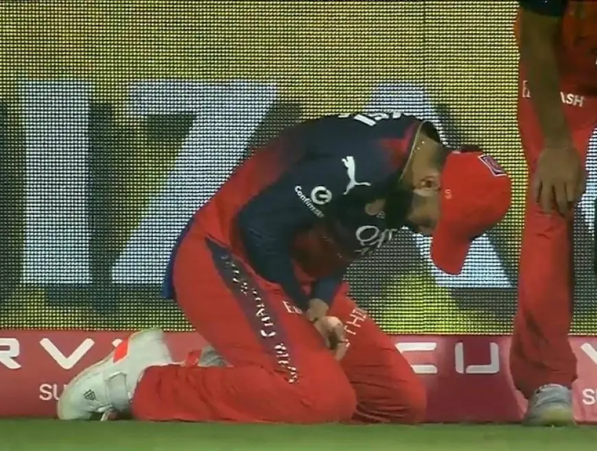 Kohli Hurts Finger During RCB vs GT game. Internet Says, "Needs To Skip..."