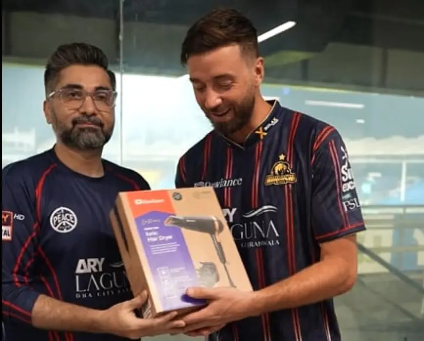 'Hair Dryer' As Reward For Player Of The Match In PSL. Internet In Splits