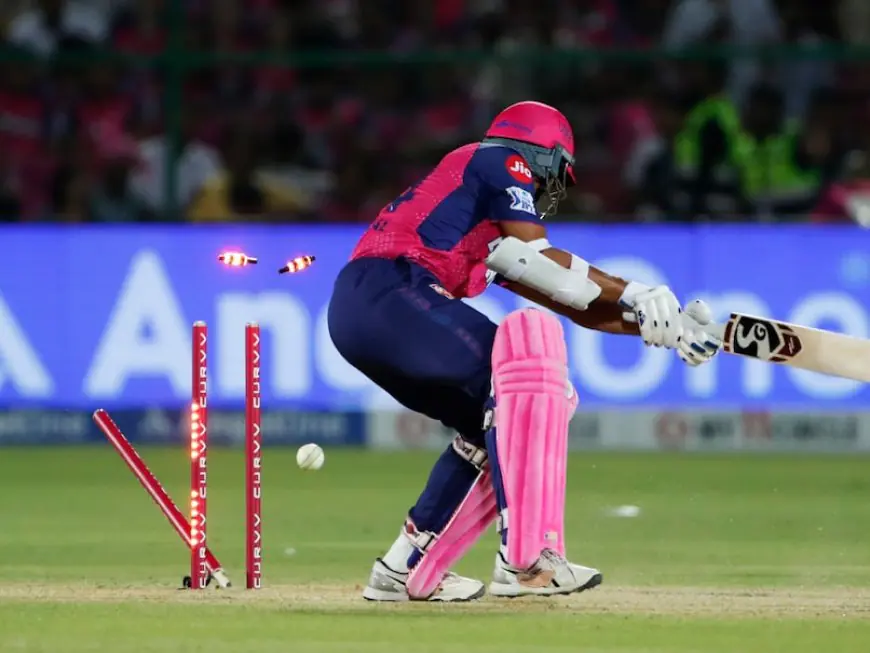 Ex-Pakistan Star Makes IPL 'Match Fixing' Claim After Rajasthan Royals Saga, Internet Calls Him "Clown"