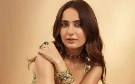 Kusha Kapila Attends YouTube’s Event In Anamika Khanna Top With Pleated Skirt