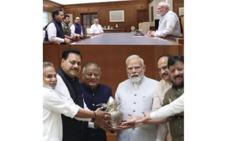 Khatu Shyam Delhi Dham Chief Ghanshyam Gupta Zaveri Presents Holy Kalash to PM Modi