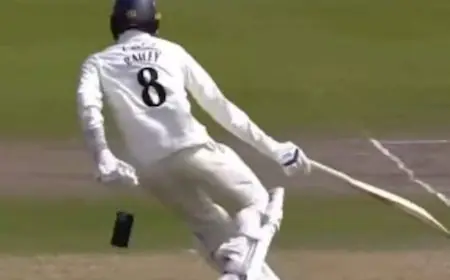 "Illegal, Surely?" Internet Left Stunned As Mobile Phone Slips Out Of Cricketer's Pocket Mid-Match