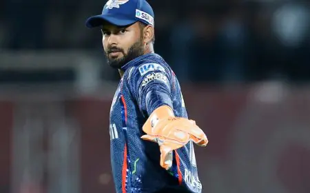 On Rishabh Pant's Form Struggles, Virender Sehwag's Blunt 'Role Model MS Dhoni' Reminder