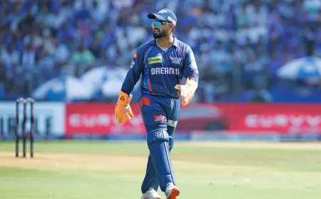 "Time For Rishabh Pant To Say, 'Nicholas Pooran, You Take The...'": LSG Captain Given Blunt Advice