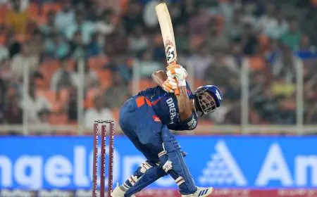 Watch: Rishabh Pant Slams No-Look Six For LSG vs GT. Shot Goes Viral