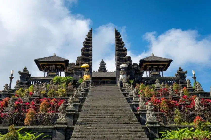 From Tokyo To Paris: Top 10 International Destinations Indians Are Eyeing This Summer