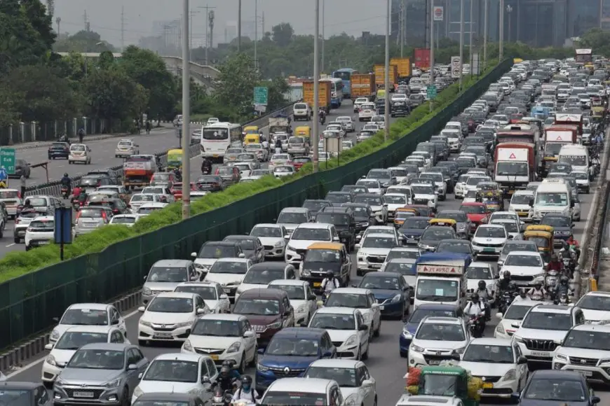 Stuck in Traffic? Here Are the 6 Busiest Highways in India