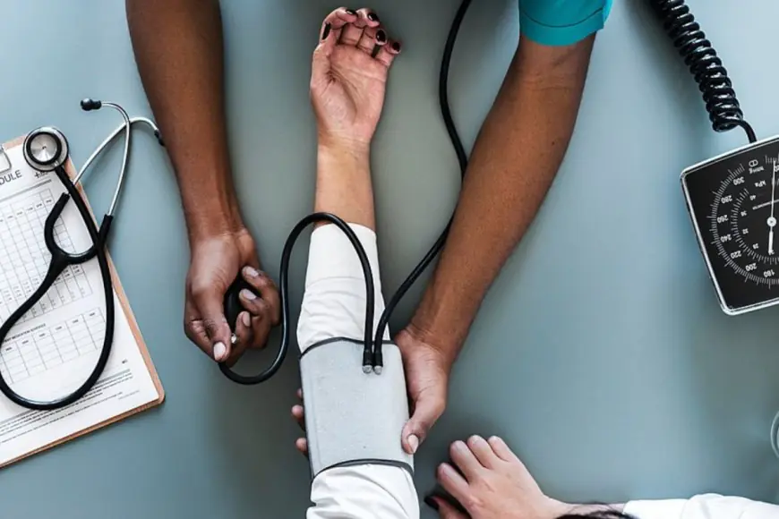 The Urban Healthcare Shift: Why More Households In Metro Cities Prefer At-Home Care