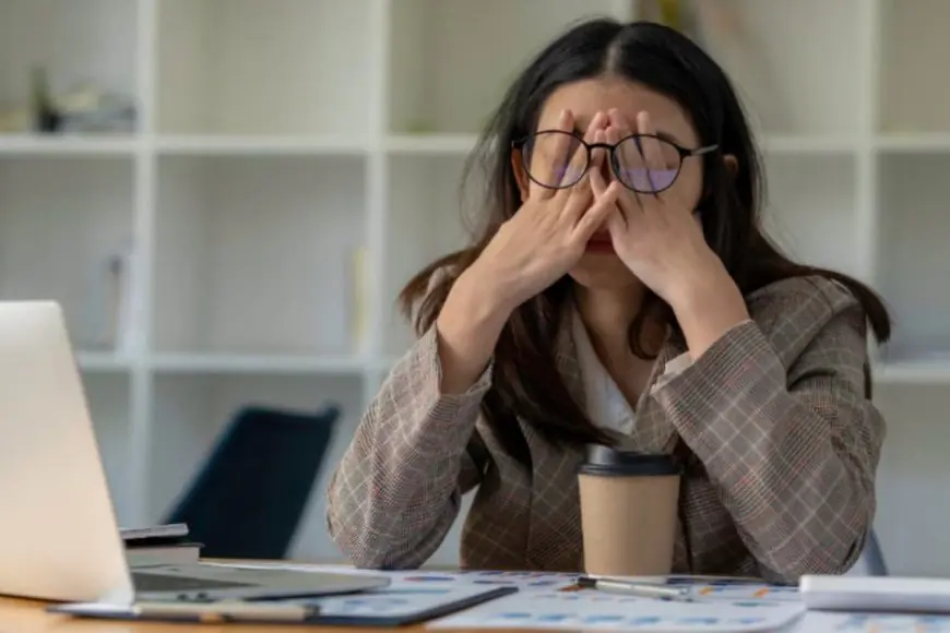 Why Don’t Women Age Healthier Than Men?