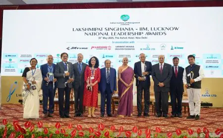 IIM Lucknow and JK Organisation Host Prestigious Leadership Awards, Honouring India's Changemakers