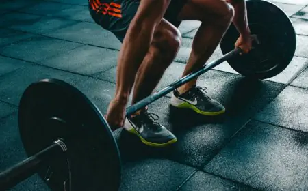 Think Lifting Weights Damages Muscles? Celebrity Fitness Coach Addresses The Myth