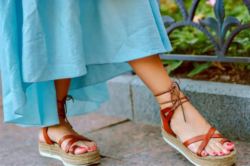 How Gen Z Is Reclaiming Comfort Sandals as the Ultimate Summer Fashion Flex
